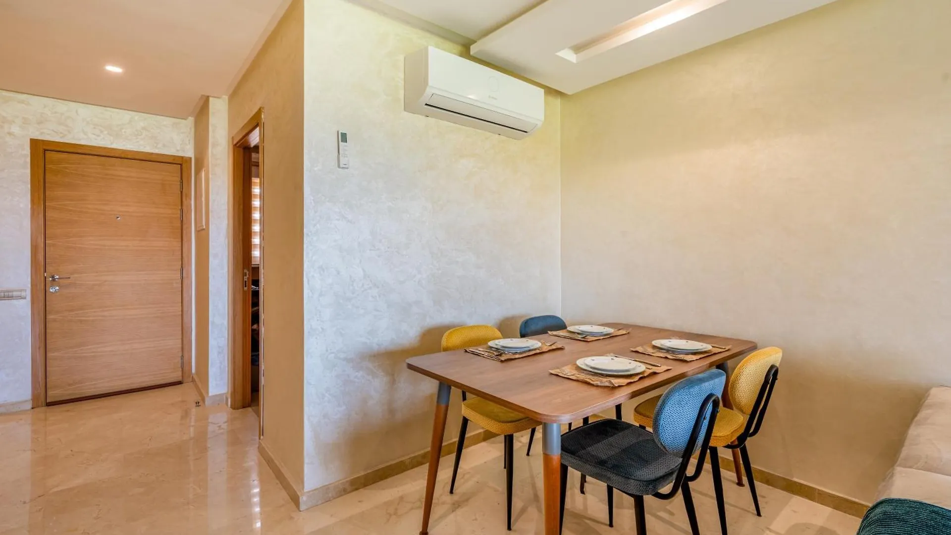 Elegant Golf-View Apartment-Peaceful, Sunny & Chic Marrakesh 0*,