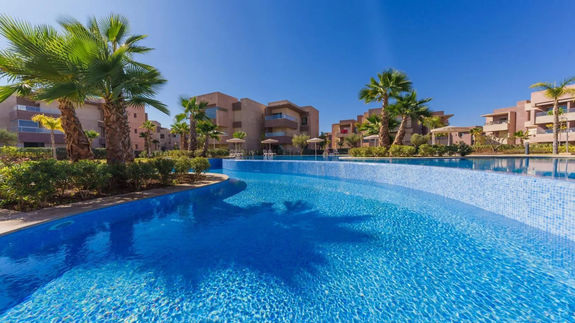 Elegant Golf-View Apartment-Peaceful, Sunny & Chic Marrakesh